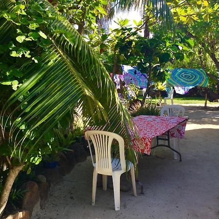 Fare Maeva Moorea Hotel Teavaro Kültér fotó